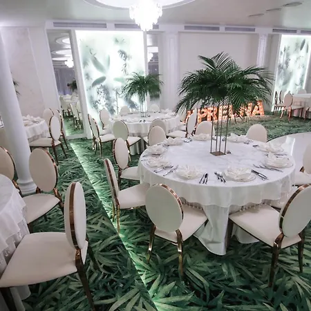 Relax מלון קריובה