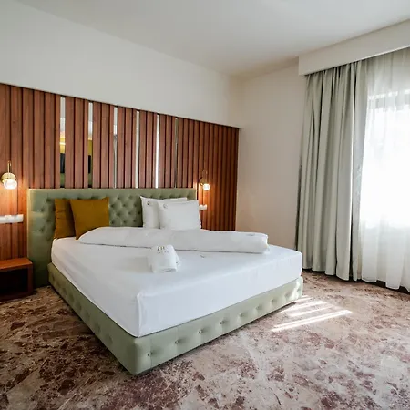 Relax מלון קריובה