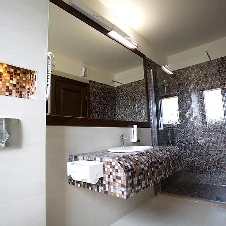 Relax Hotel 3*