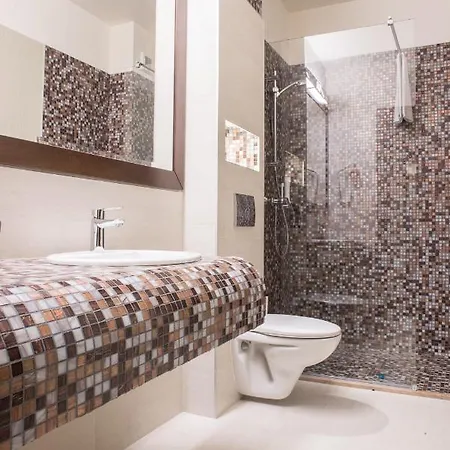 Relax מלון קריובה